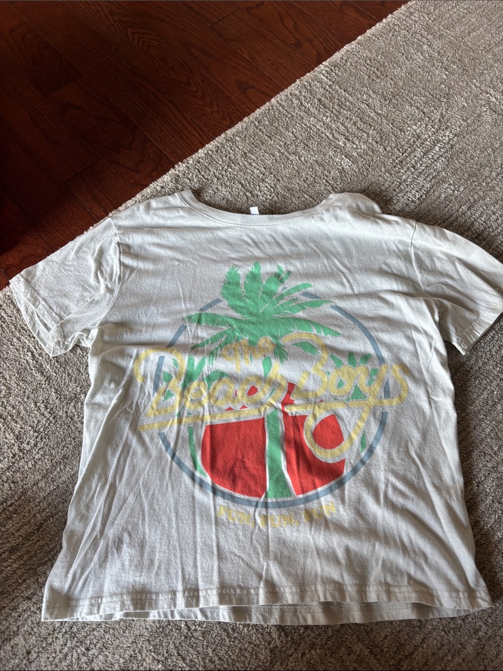 Elizabeth and James White Tee with Multicolor Tropical Graphic